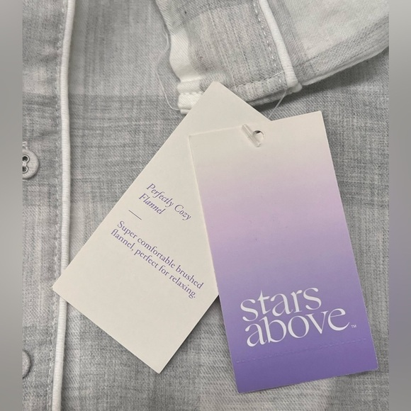 Women's - Stars Above - Perfectly Cozy Flannel Pajama Top - Picture 6 of 6